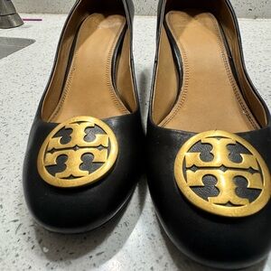 Tory Burch Black low heels Flats with Gold Logo